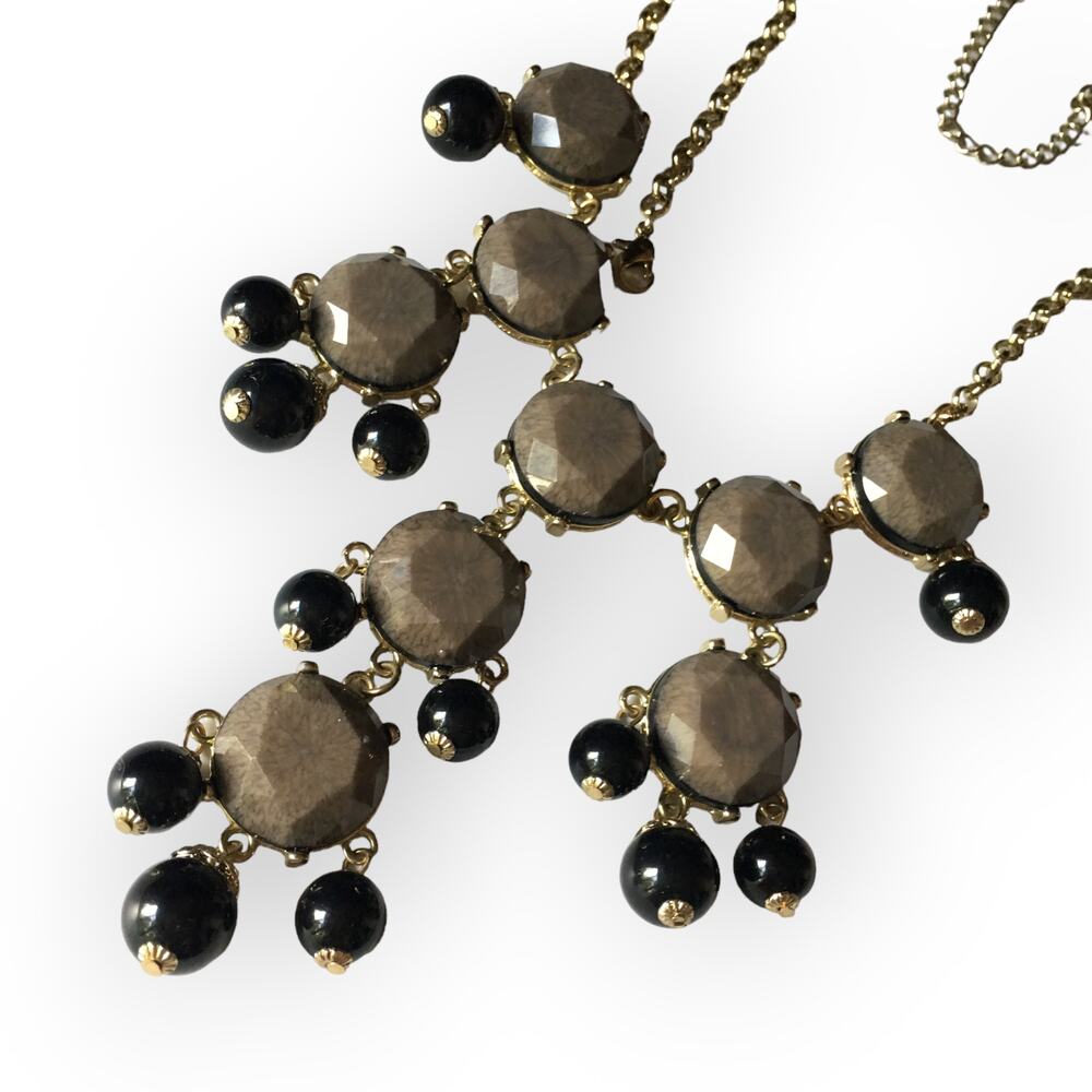 Gray and black versatile statement necklace